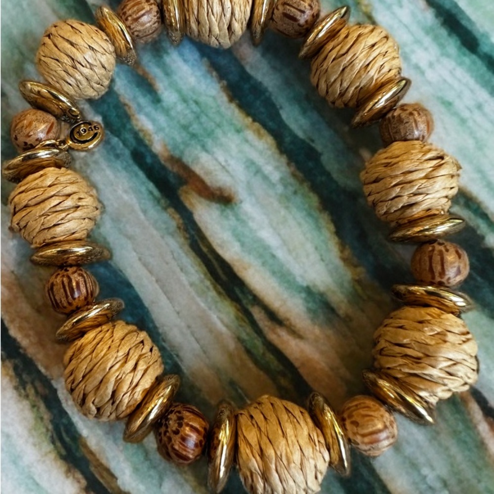 1946 Natural Wood and Weave Beaded Necklace with Gold Accents